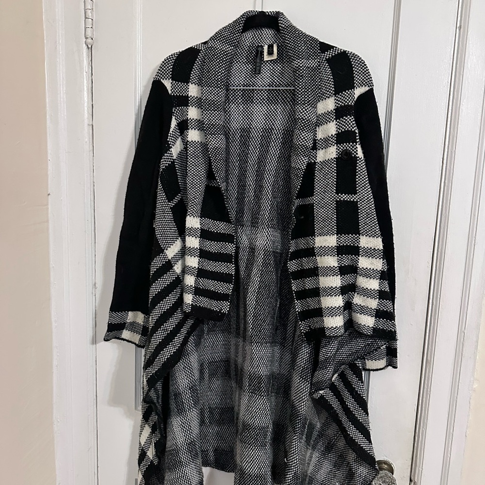 Allie & Rob Black and White Plaid Cape